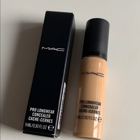 Mac concealer in nc20